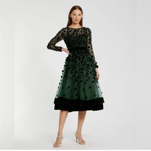 Mac Duggal Emerald Green Floral Embellished Fit and Flare Dress